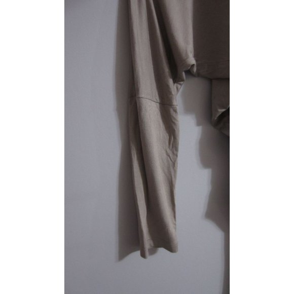 Lock & Love Medium Beige Tunic Ballet Core Dolman Top - Picture 3 of 4